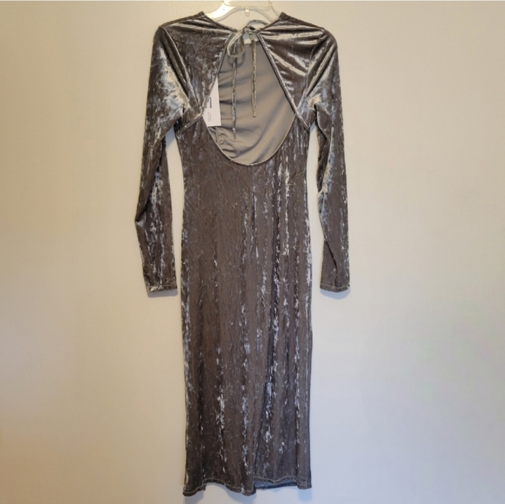 Nwt Future Collective Silver Ruched Long Sleeve Crushed Velvet Dress Size Xxs — image 3 of 8